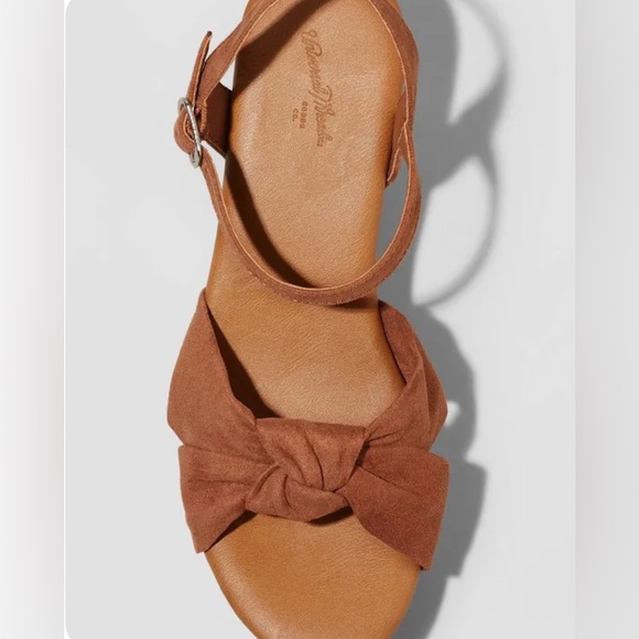 Universal Thread Shoes - Universal Thread Eleanor Heels Cognac Size 6.5 NWT